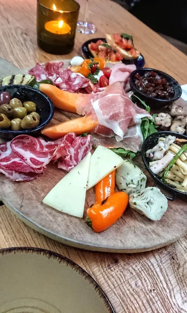 Menu_Restaurant By Tony_Oosterhout_image_8