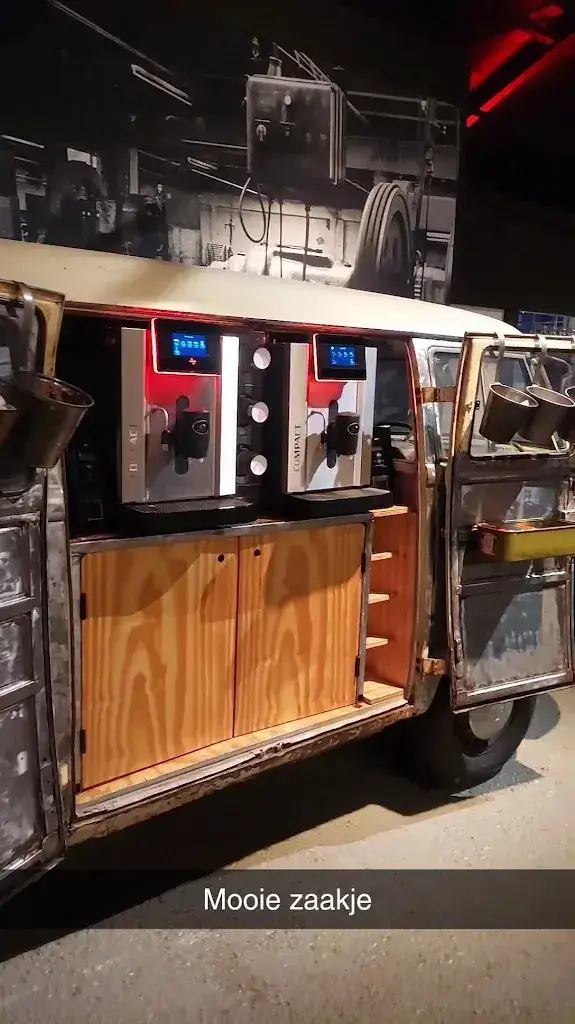 B. Her._De Houthallen_Oosterhout_review