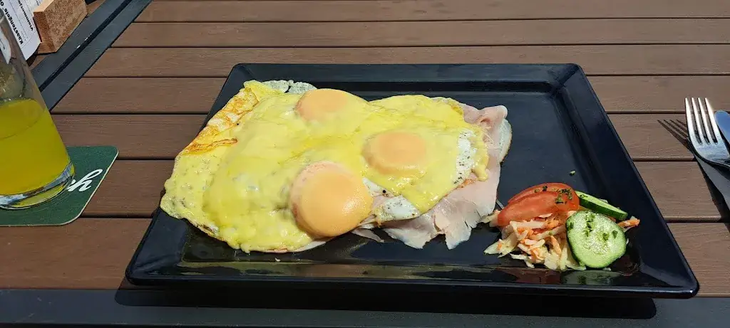 Dorus Overgoor_Café Restaurant Den Bremer_Toldijk_review