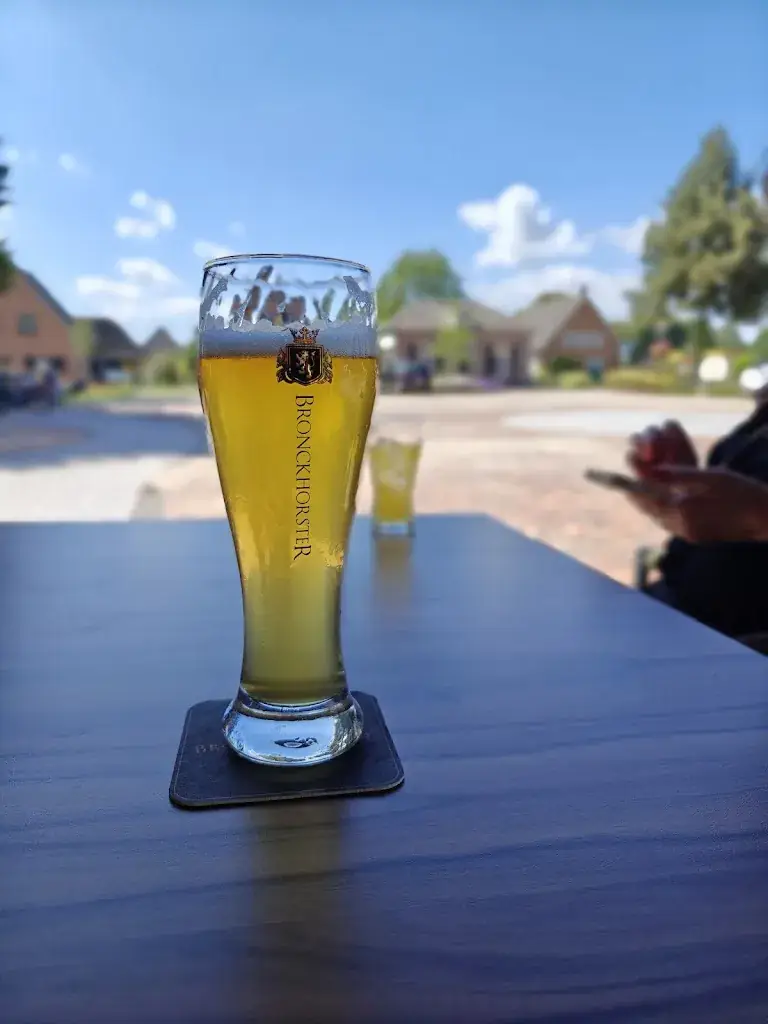 Bronckhorster Proeflokaal & Hotel_Steenderen_slider_image_3