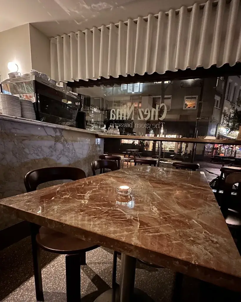 Chez Nina Green Brasserie restaurant in Amsterdam