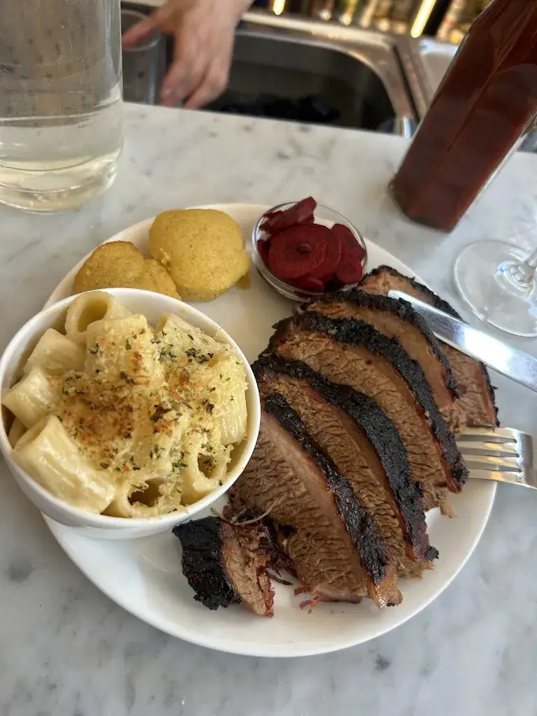 Lebriz Erdemir_Pendergast_Amsterdam_review