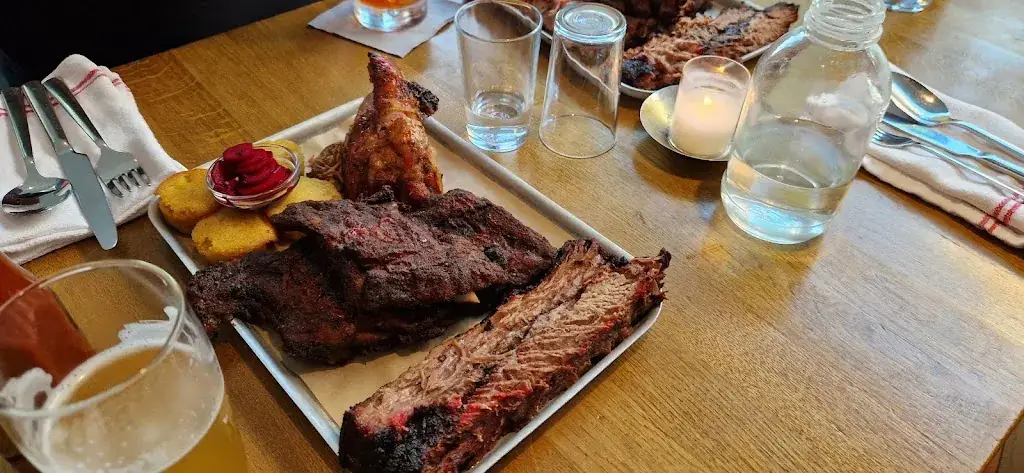 Maurice van Tongeren_Pendergast_Amsterdam_review