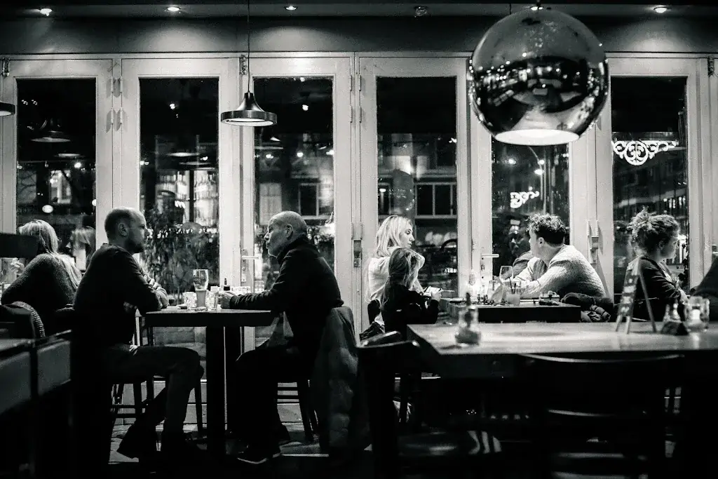 Cafe Nassau restaurant in Amsterdam