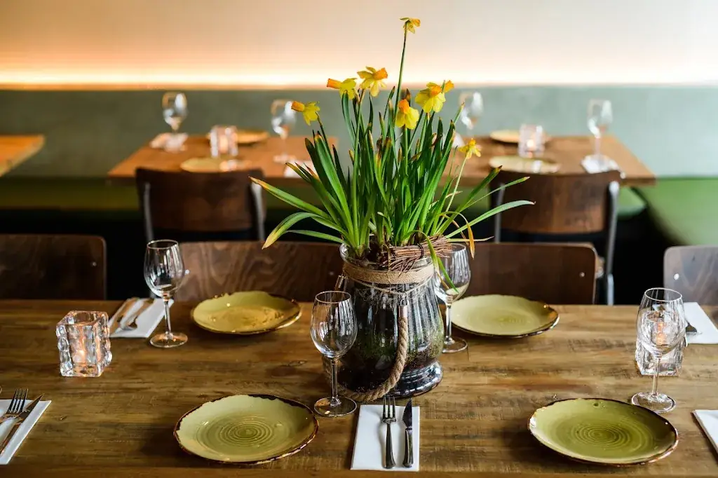 Cafe Nassau_Amsterdam_slider_image_2