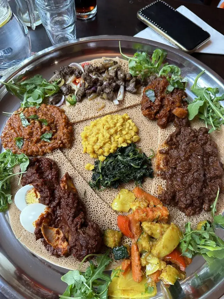 Winslet Mutesa_Queen of Sheba_Amsterdam_review