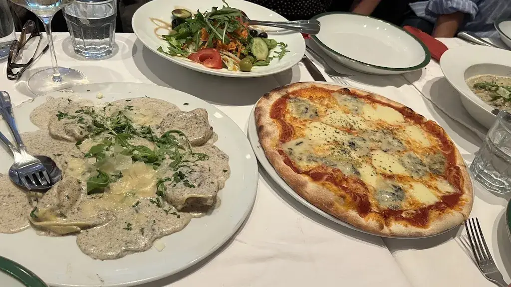 Ristorante Pizzeria Giordano_Amsterdam_slider_image_2