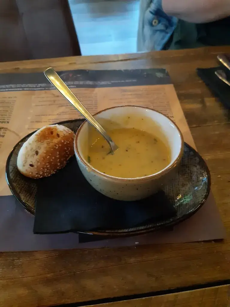 Rick Dijkers_Het Wapen van Valburg_Valburg_reseña