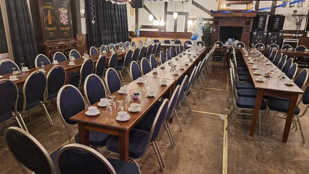 (Eet) Café Taveerne de Bijland restaurant in Tolkamer