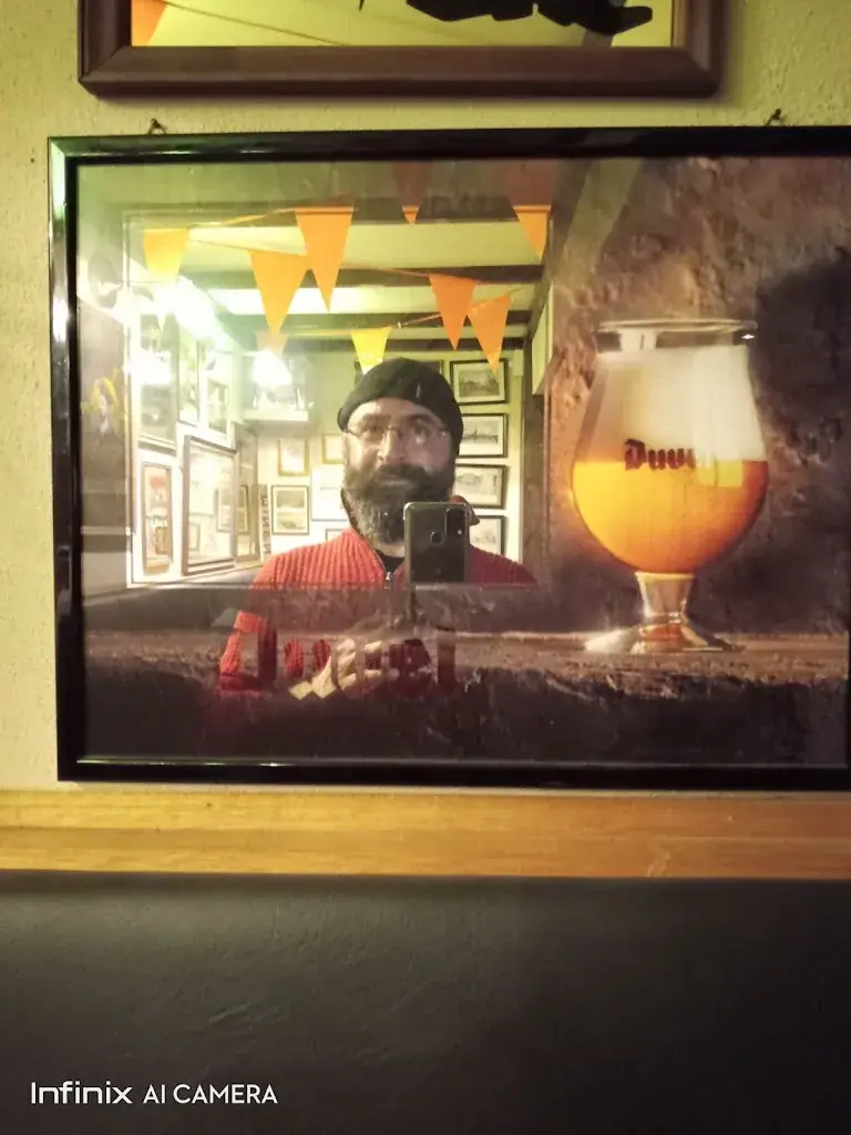 Sebahat Aslantaş_Wacht am Rhein_Tolkamer_review