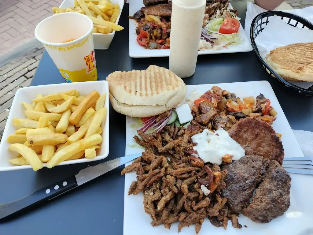 Pizzeria Delal_Tolkamer_slider_image_3