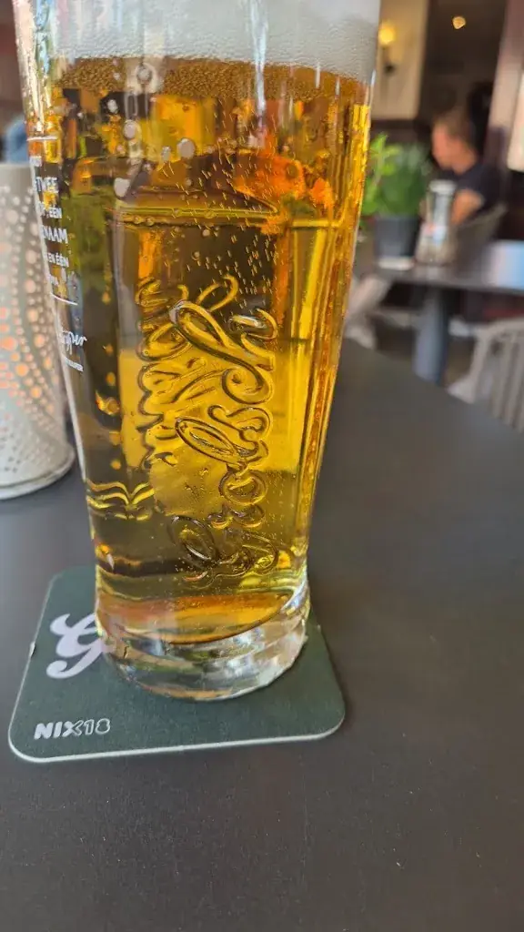 Martin Boneschansker_4 aan het Plein_Varsseveld_review