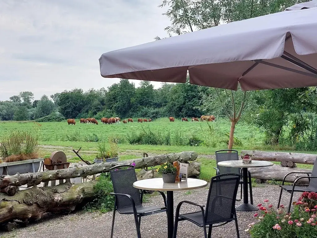 Uitspanning De Leuve Hoeve restaurant in Vuren