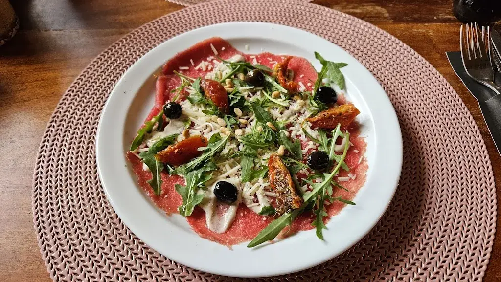 outhouse82_Jimm's_Gieten_review