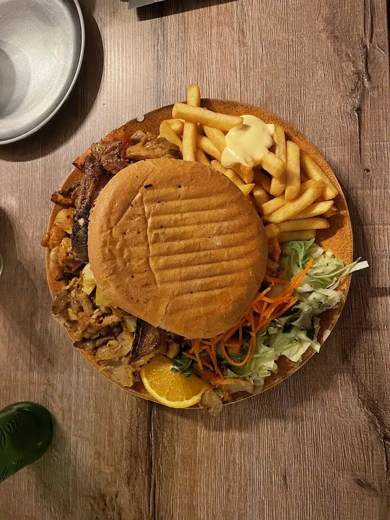 Menu_Grillroom La Rose_Wapenveld_image_2