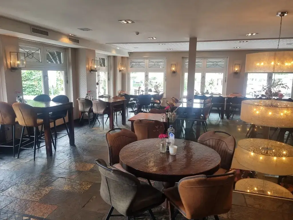 J van der L_Grand Bistro de Rotonde_Vorden_review