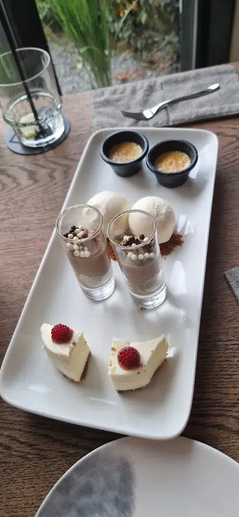 J De Bie_Restaurant Derk_Wekerom_review