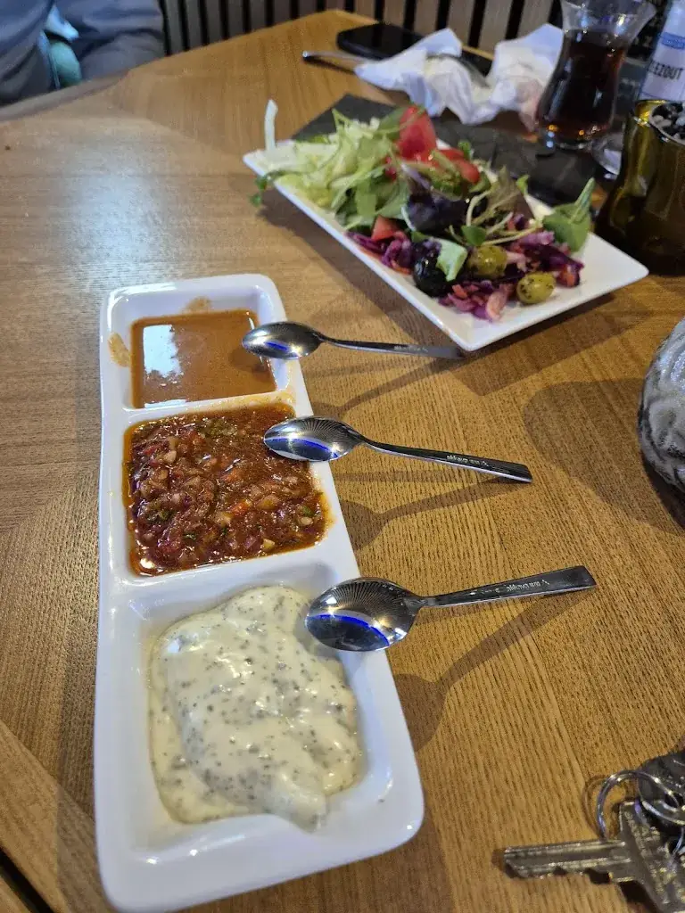 Menu_M&M Grillroom & Pizzeria Warnsveld Zutphen_Warnsveld_image_8