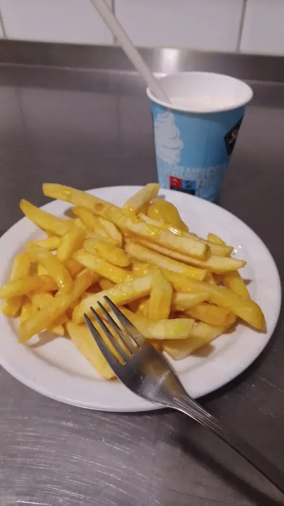 Menu_Snackbar Partyservice De Zonnemaat mosje_Zevenaar_image_1