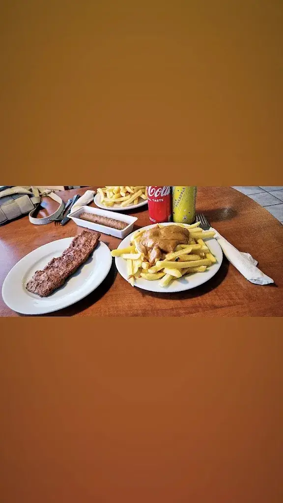 Menu_Snackbar Partyservice De Zonnemaat mosje_Zevenaar_image_5