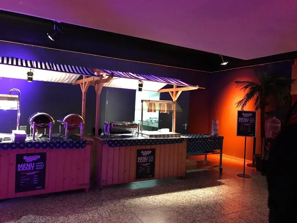 Surinaamseten050 restaurant in Aduard