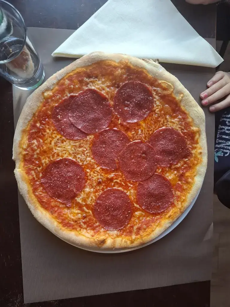 Holger W_Snackbar de Brombeer_Gasselte_recensione