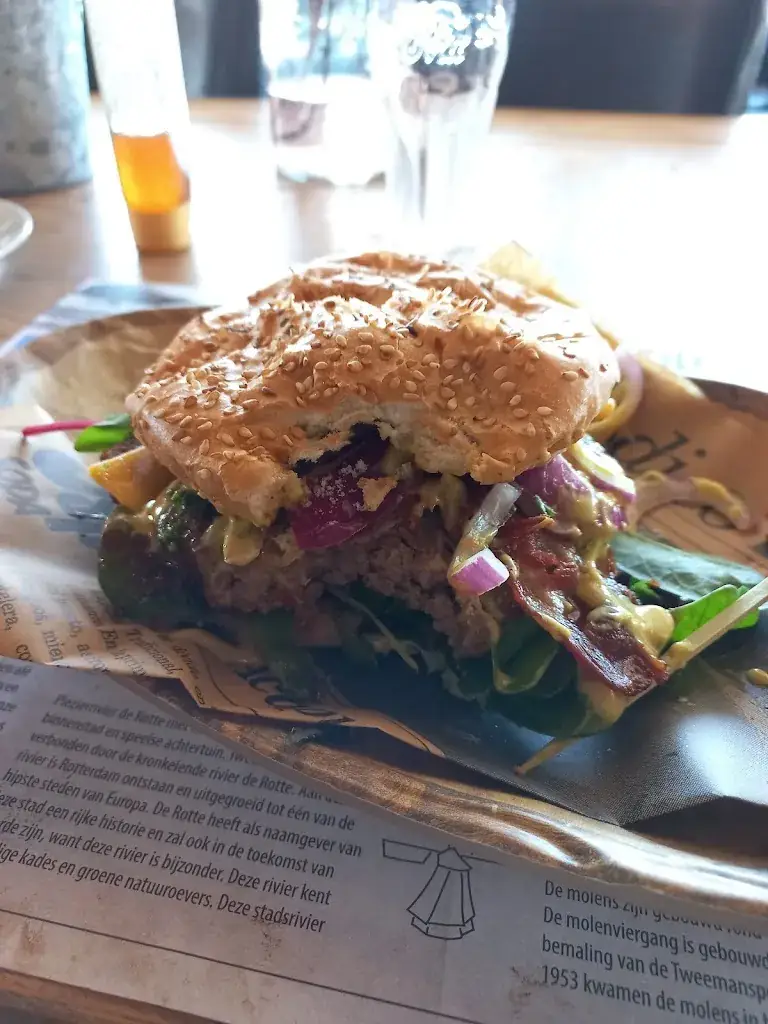 Fidulais fidulais F_Eten & drinken de Roerdomp_Zevenhuizen_review