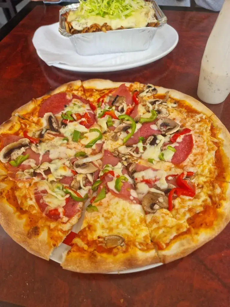 Chicken And Meat Grill House restaurant in Zevenhuizen