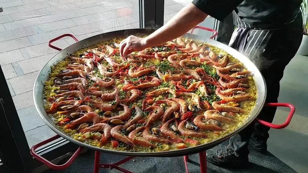 Guay Rotterdam_Rotterdam_slider_image_2