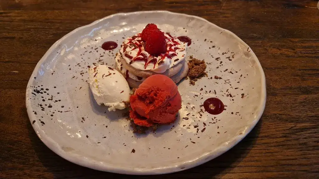 Kevin Voorn_Grand Café Koning & De Caenerij_Bedum_review