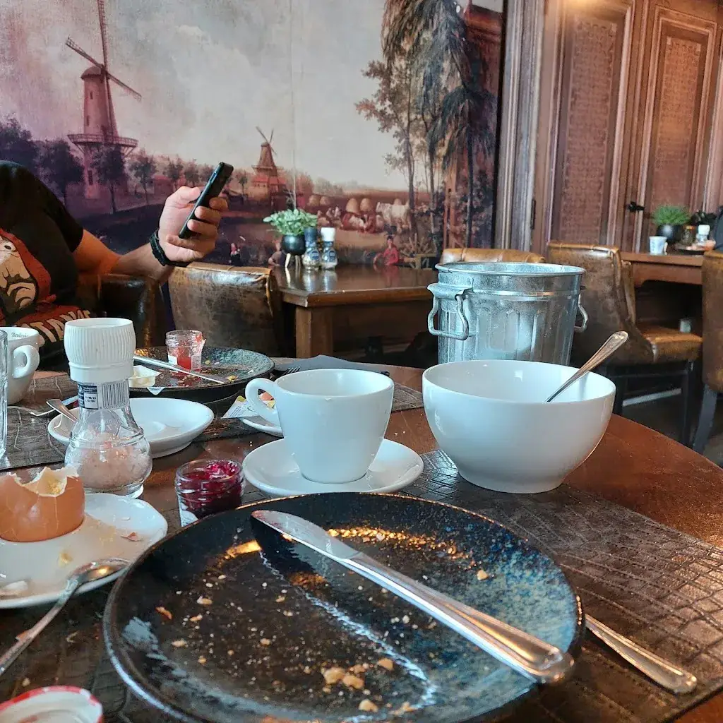 Annija Sm_Hotel 'T Gemeentehuis_Bedum_review