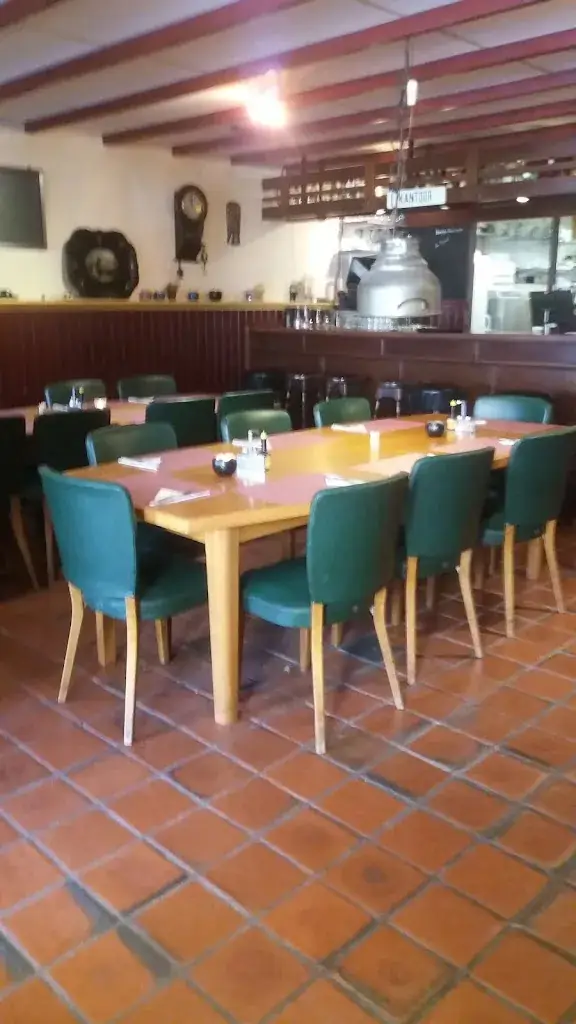 Eethuisje 'De Scheve Toren'_Bedum_slider_image_3