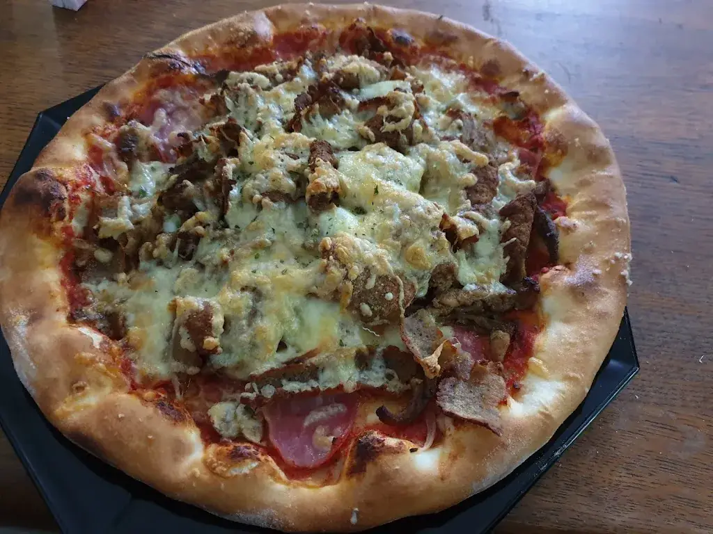 Bram Boelman_Pizzeria Oase_Bellingwolde_review