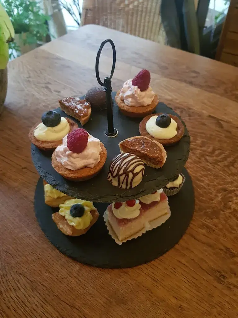 Laura_Hof van Daam_Appingedam_review