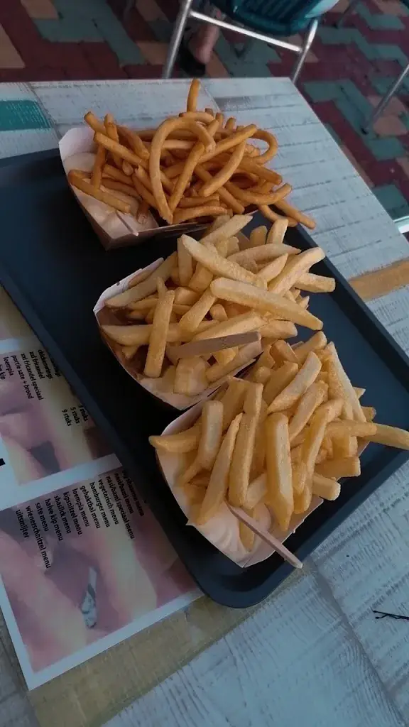 Menu_Cafetaria Royal_Appingedam_image_2