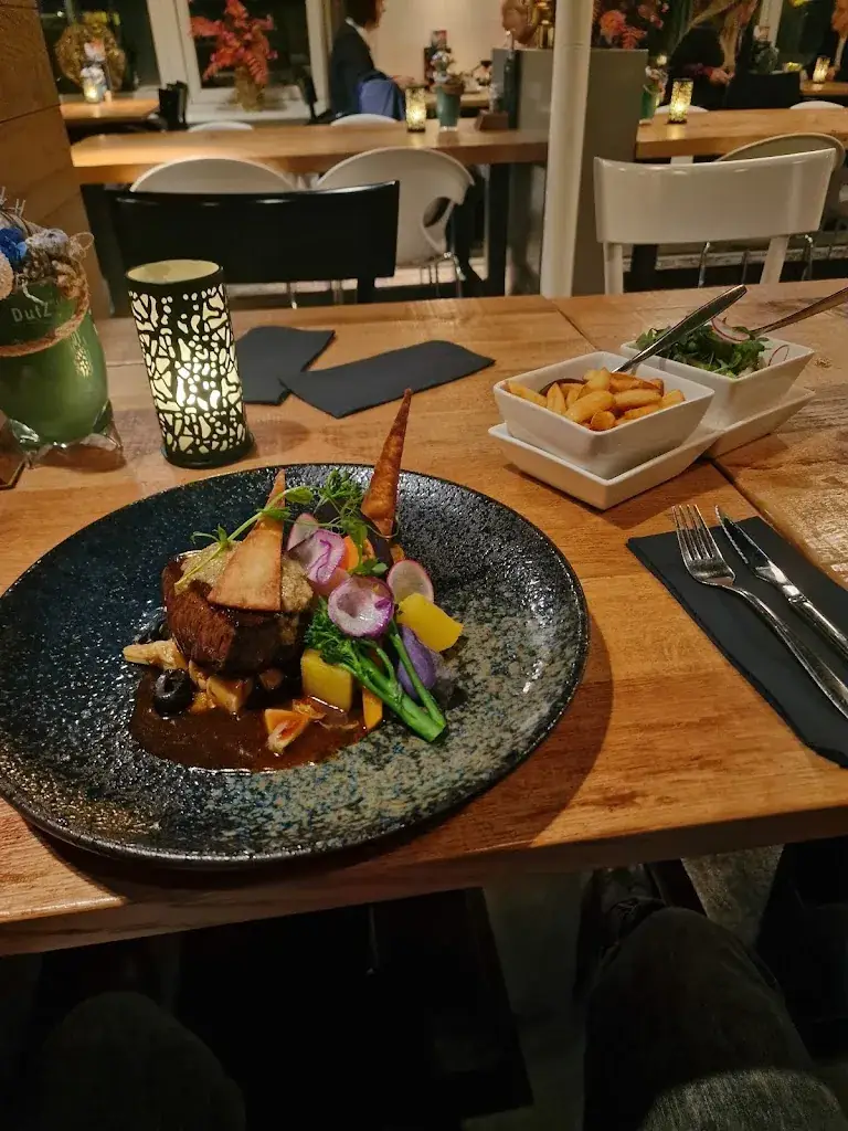 Aleksander Niemas_Brasserie D11 Ziel_Delfzijl_review