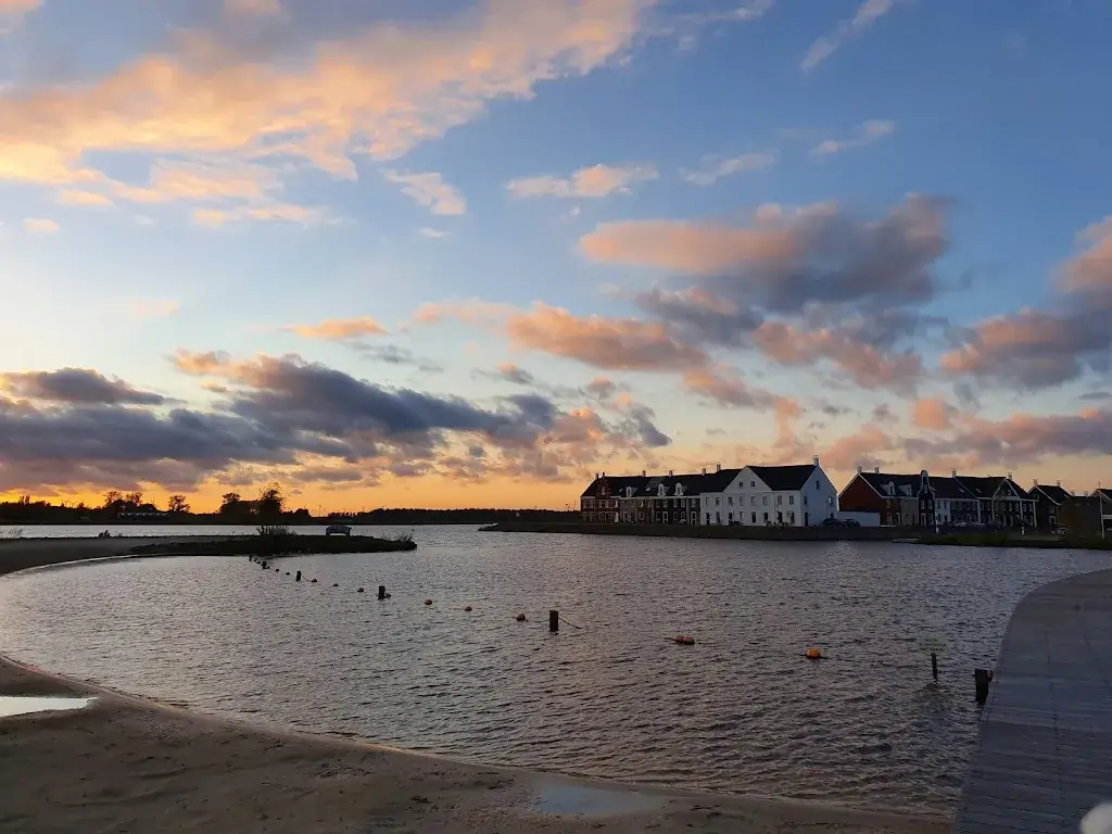 Anita Wilken_Restaurant Blauwestad - Parel aan het Oldambtmeer - incl. aanlegplaatsen_Blauwestad_Bewertung