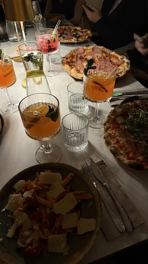 Mia Duncan_Castelluccio_Groningen_review