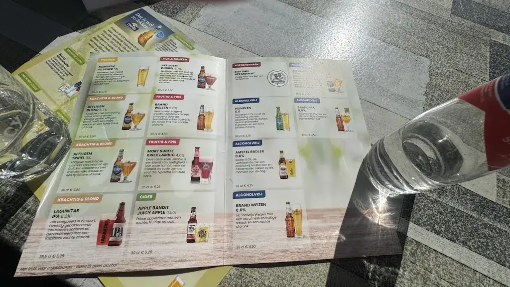 Menu_Brasserie Old School_Oostwold_image_1