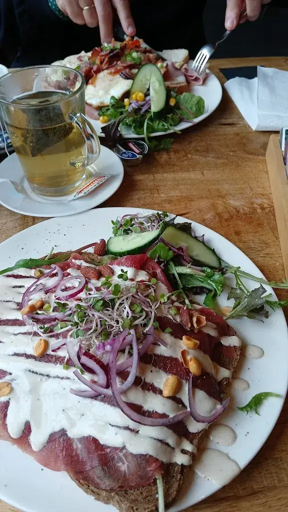 T Postma_Brasserie Meer_Loppersum_review