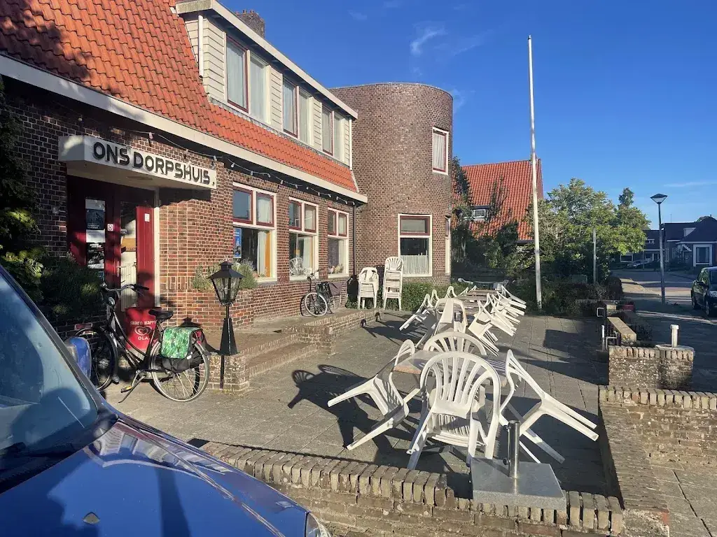 Ons Dorpshuis restaurant in Loppersum