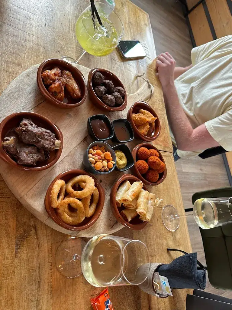 Jolanda Menzo_Brasserie 1884_Delfzijl_review