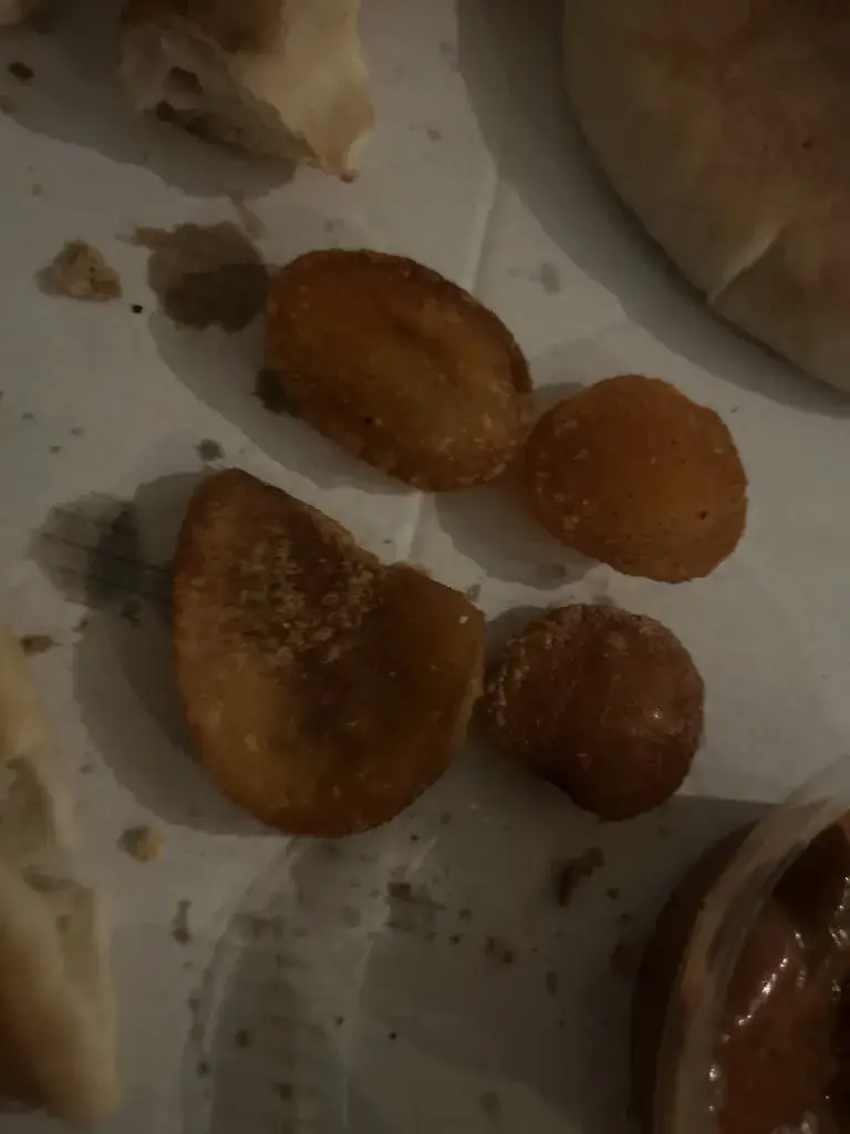 rafi_Cevdet_Pekela_review