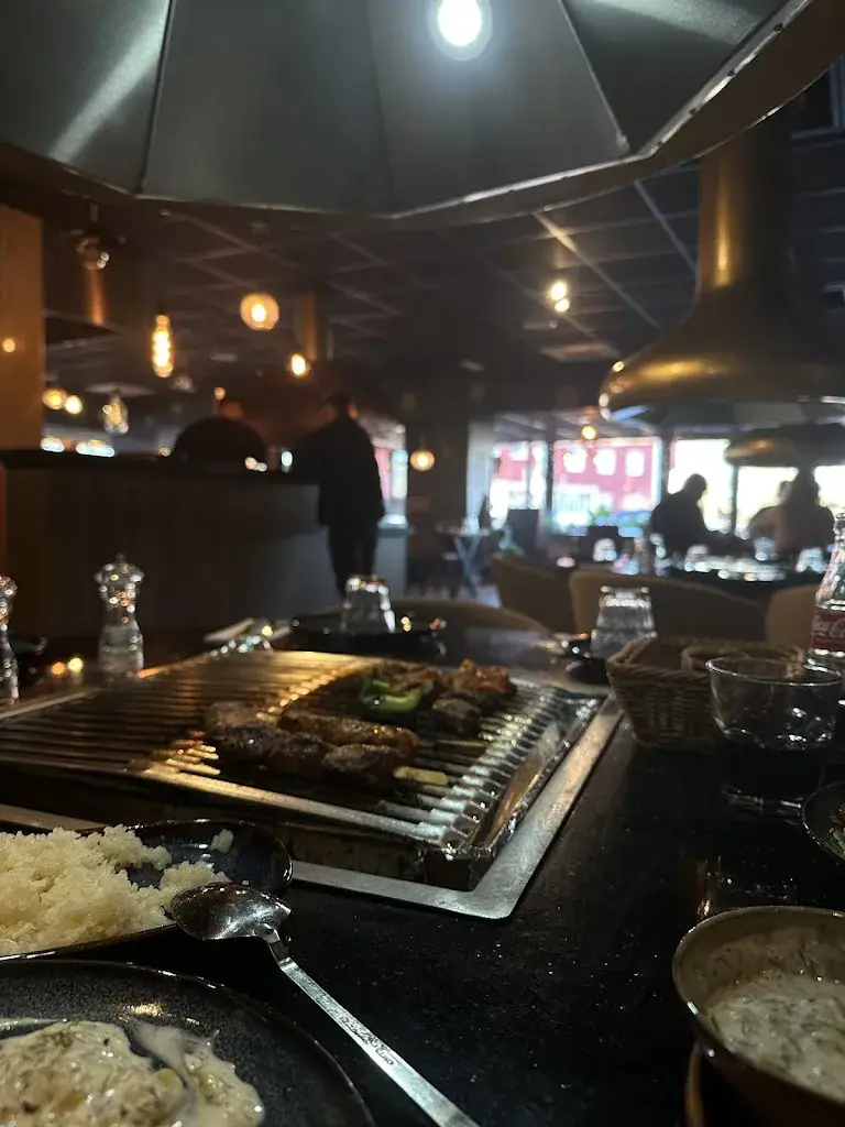 Maria_Cevdet_Pekela_review