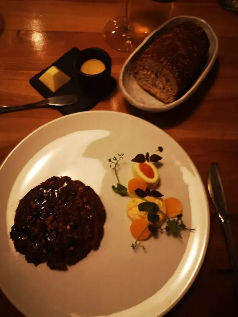 Ashley Kitto_Voilà en feu_Groningen_review