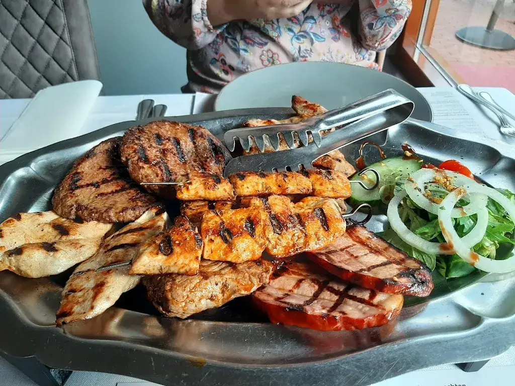 Menü_Balkan Restaurant Makedonia_Stadskanaal_Bild_4