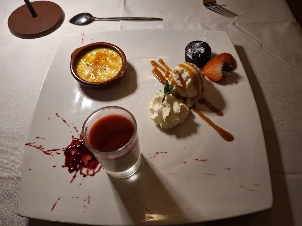 Balkan Restaurant Makedonia_Stadskanaal_slider_image_3