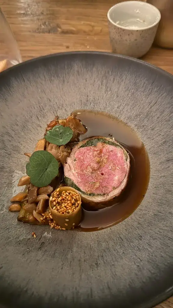 M._Sinne_Amsterdam_review