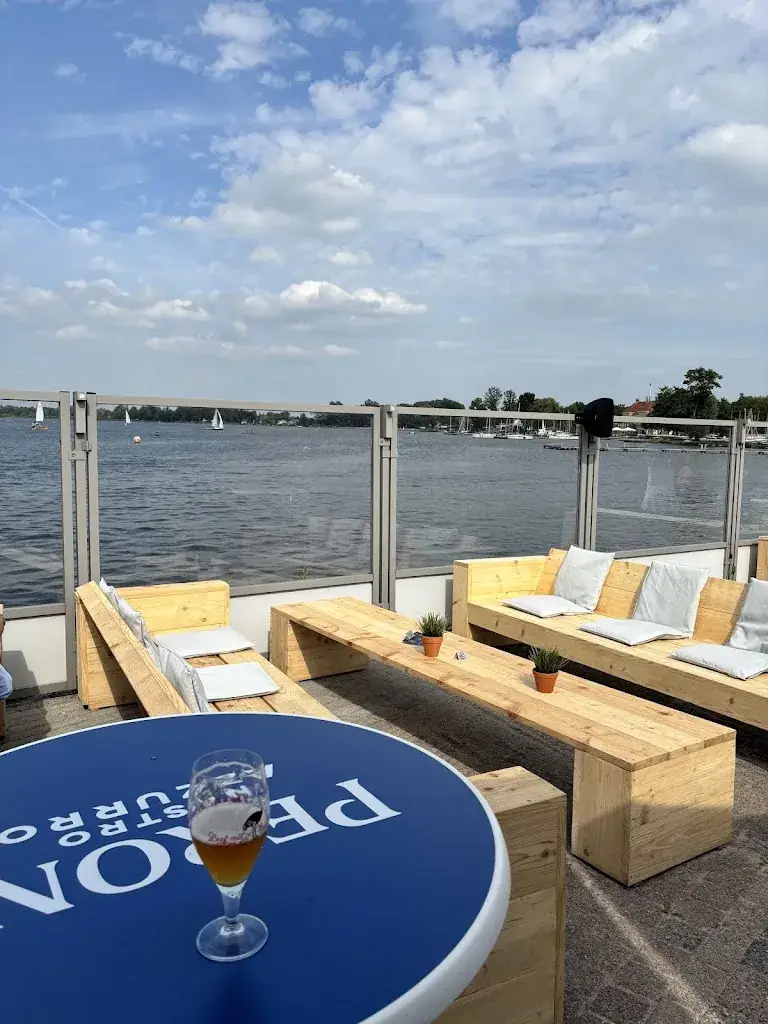 Cas Jansen_Hé aan het water_Haren_review