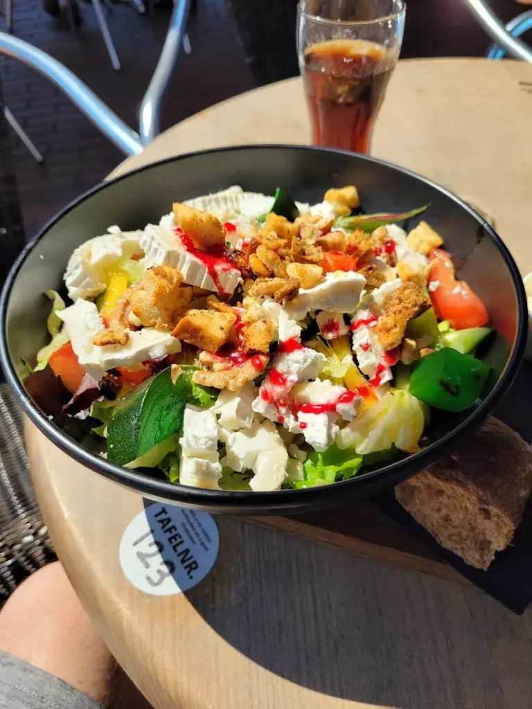 Teddy Kasteel_Intermezzo_Haren_review